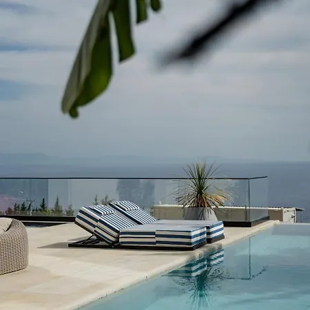 Luxury Dhermi *