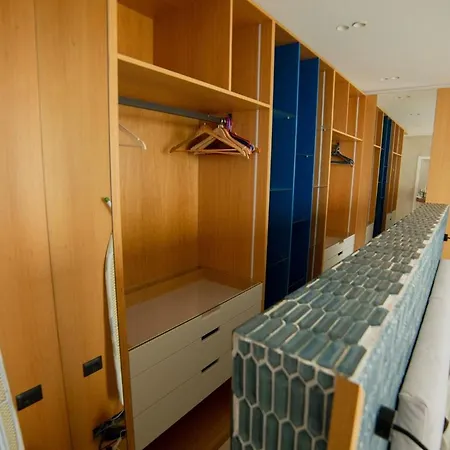 Luxury Dhermi بيت للعطل Gjilek